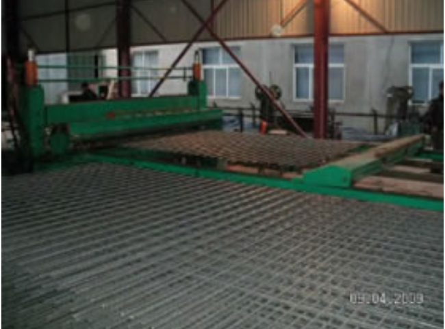 钢筋加工技术演进:从手工到智能化的跨越,效率与精度如何提升?