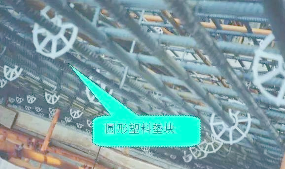 基础钢筋绑扎全攻略：从筏板基础到机械连接，施工要点详解