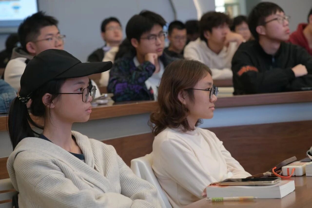 未来建造探索与实践专题讲座：金睿分享行业前沿，智能建造引领变革