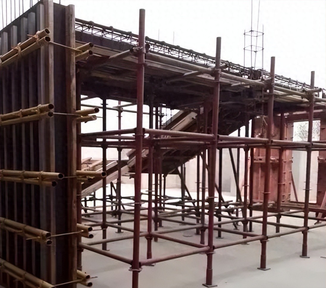 模板工程全解析：构造、安装与拆除规范，施工人员必看指南