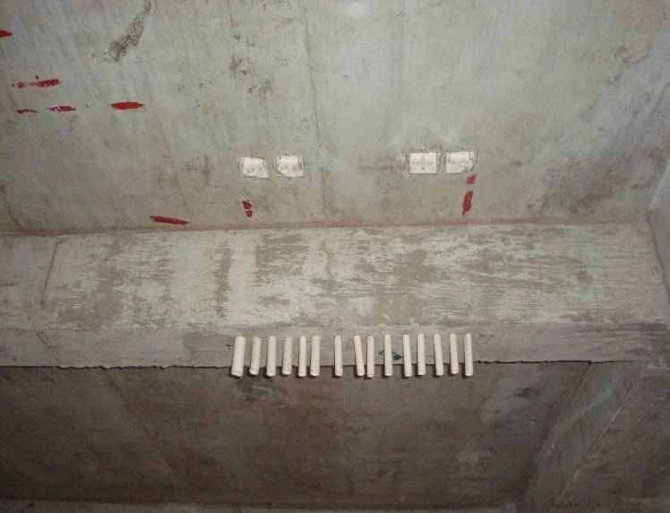 安装工程管线预埋标准做法：剪力墙、楼板预埋要求及保护层厚度规范