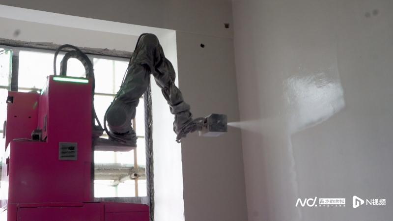 腻子涂敷机器人亮相：3小时完成100㎡施工，智能建造新时代已来临