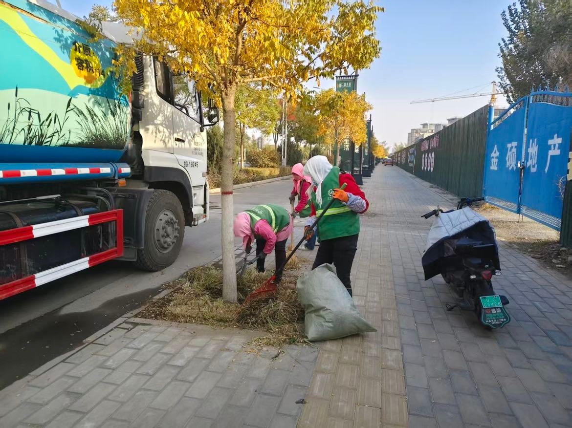 甘州区城管局园林绿化中心三项措施扎实推进绿地养护工作