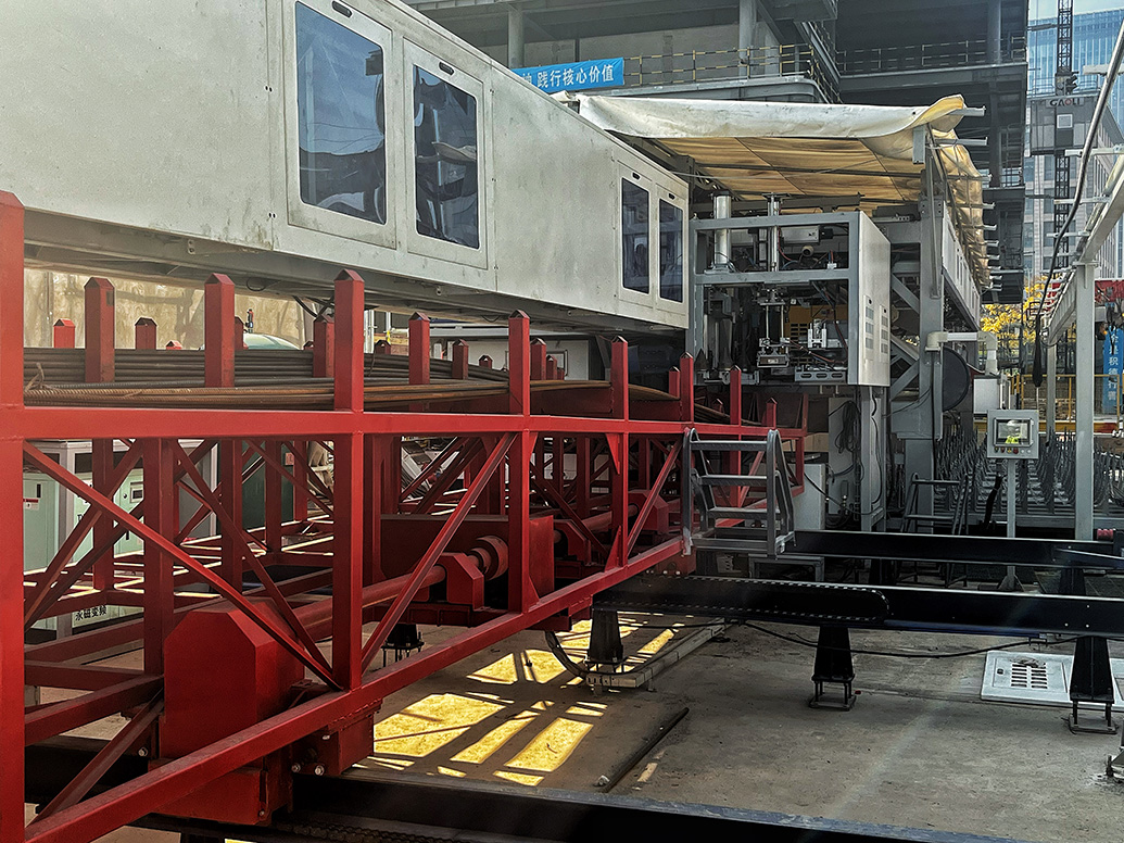 建筑工地上的新变化：钢筋绑扎机器人，你见过吗？