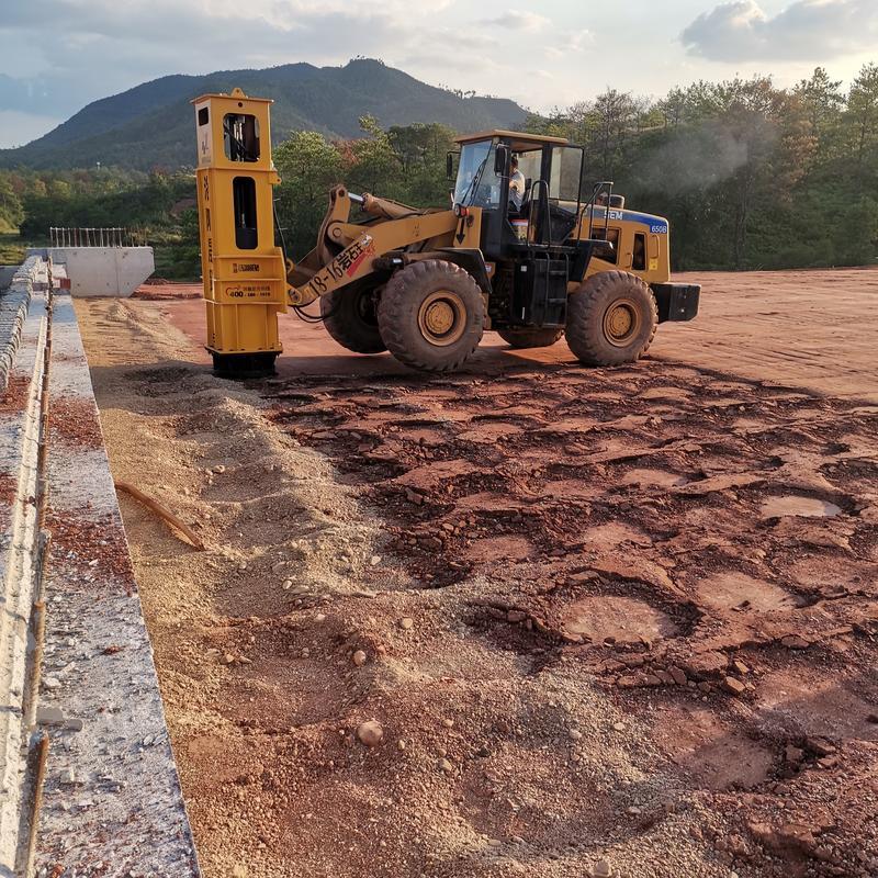 建筑工程地基与基础工程：关键技术、机具及施工流程介绍