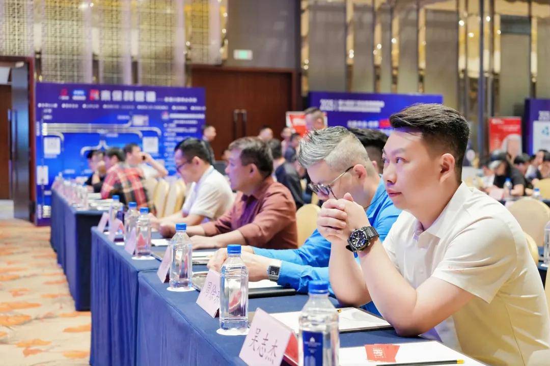 厦门举办精英会探讨装修行业发展，从业者需坚定使命愿景价值观