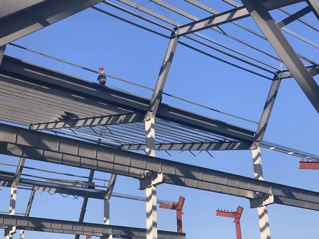 钢结构厂房搭建与安装步骤详解，含基础、钢柱钢梁等部分