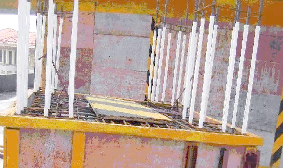 建筑钢筋绑扎安装规范及搭接位置规定，确保施工质量安全