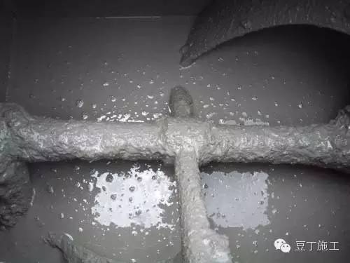 柱墙模板缺陷原因及防治:主体结构施工中模板问题处理