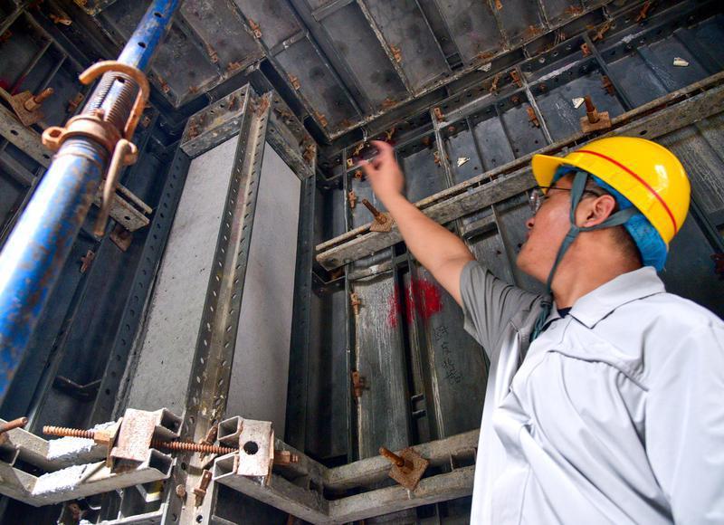 住宅排烟气道与主体结构一体化施工，效率质量双提升