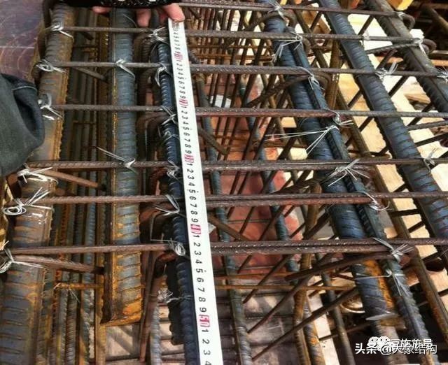 主体结构施工：现场管理、进度控制、安全及钢筋工程要点