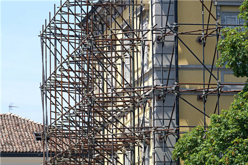 房屋搭建常用脚手架，一文带你了解脚手架使用注意事项