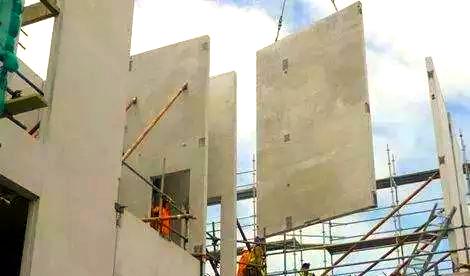 装配式建筑优点多，施工质量高、效率快、建筑品质优