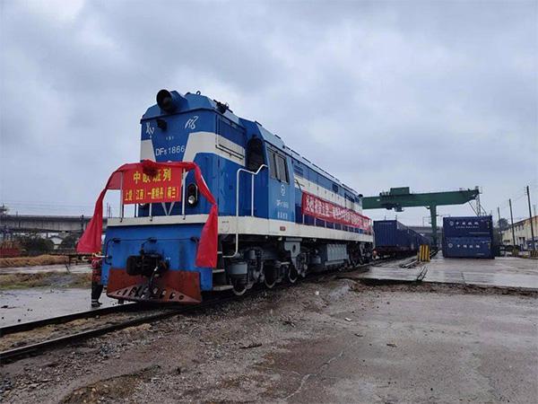 各地重大工程项目建设稳步推进，释放投资潜力带动发展