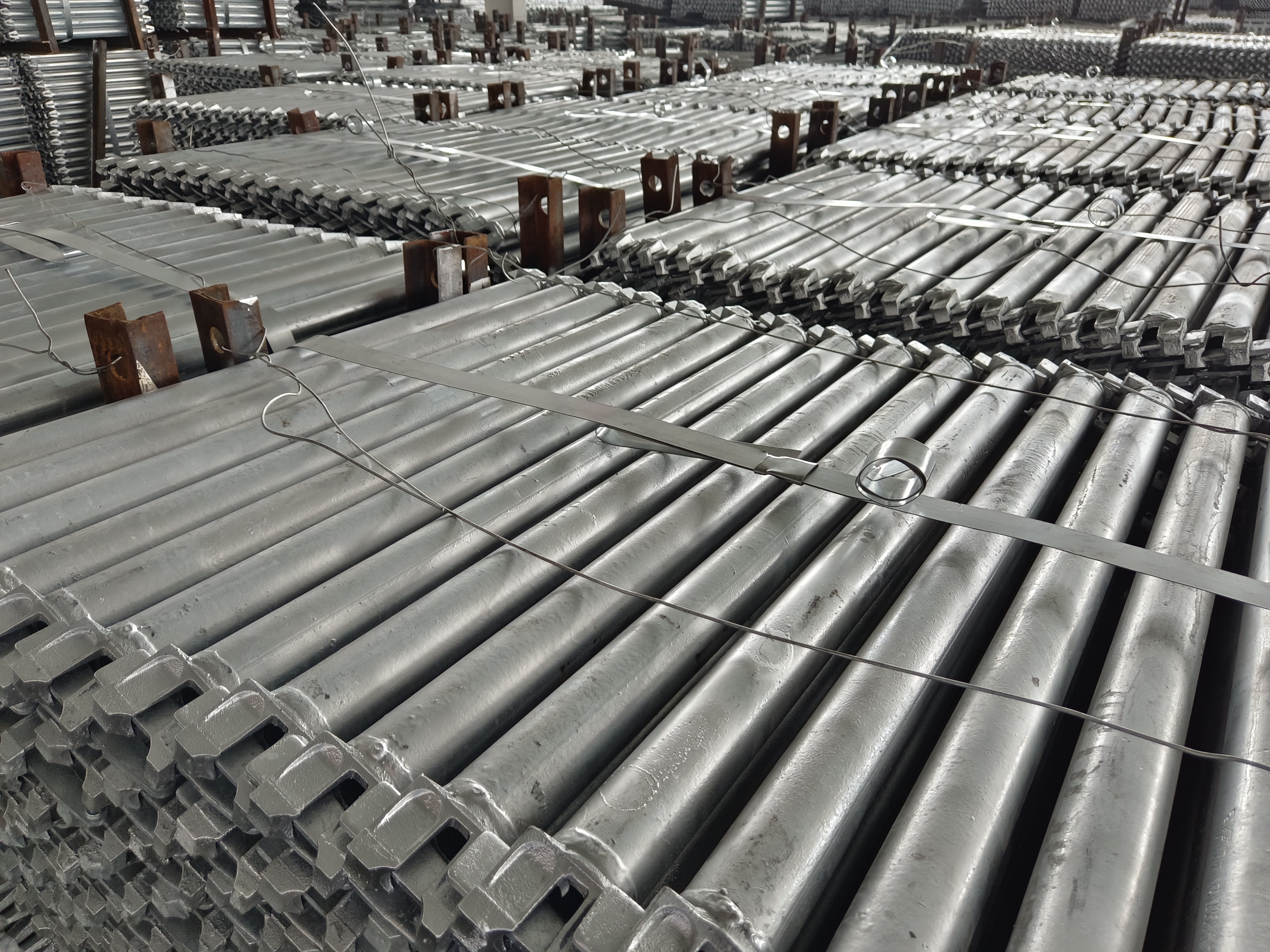 建筑施工选脚手架,河北鑫良模架盘扣式优势多