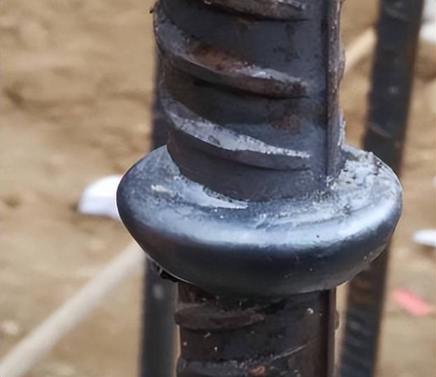 钢筋连接方式全解析：绑扎、电渣压力焊、套筒连接要点