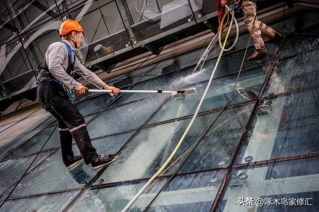 玻璃幕墙开启窗安装全流程，专业师傅快速上门服务