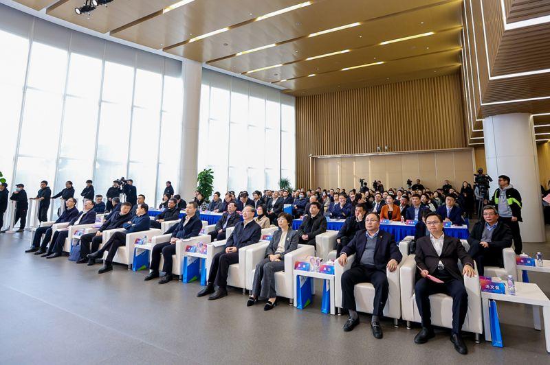 上海推进智能工厂建设，总结成果经验并提出‘上海方案’