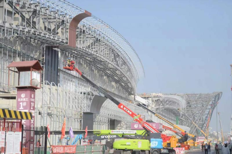 新国展二期项目主体结构完工,施工亮点全在这