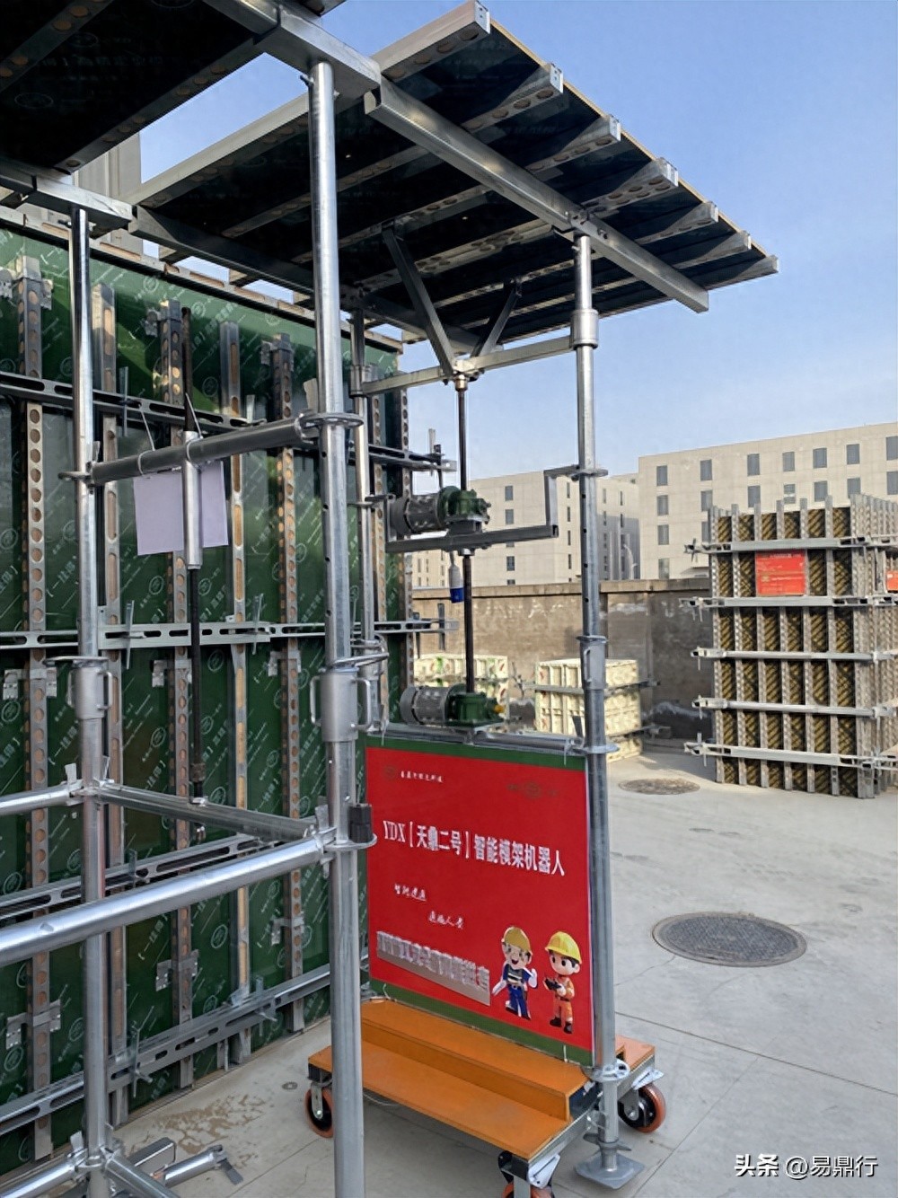 建筑机器人天鼎二号 自动调平省工80%