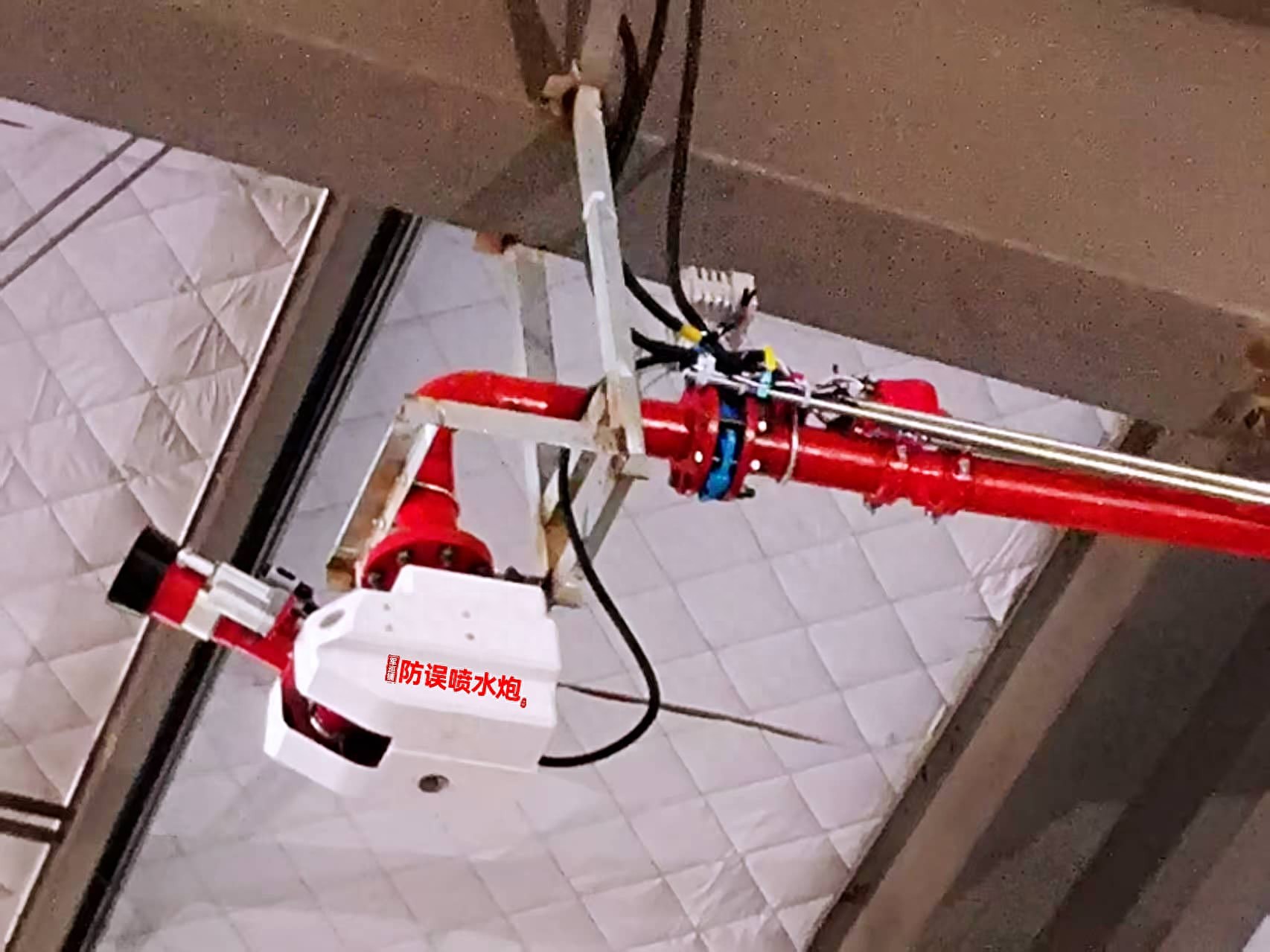 消防水炮选型必看：流量压力两大核心参数