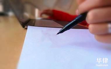 装饰装修合同属于建设工程合同，家庭装修也可能算承揽