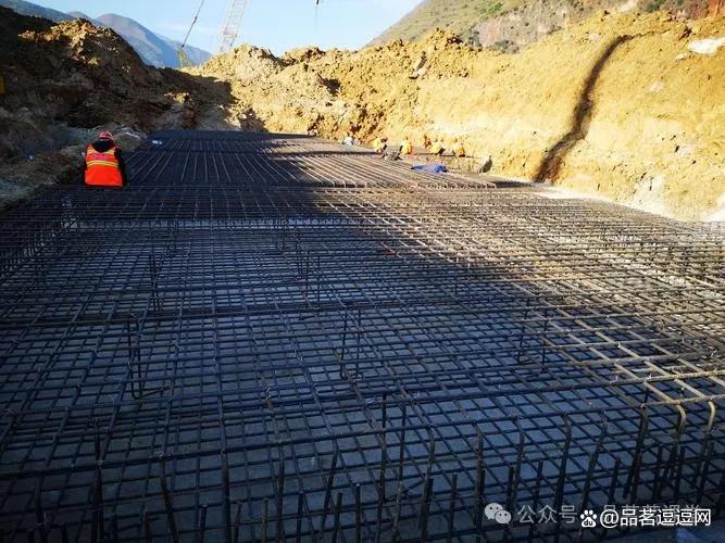 基础钢筋绑扎施工工艺：成品保护、质量控制及安全环保要点