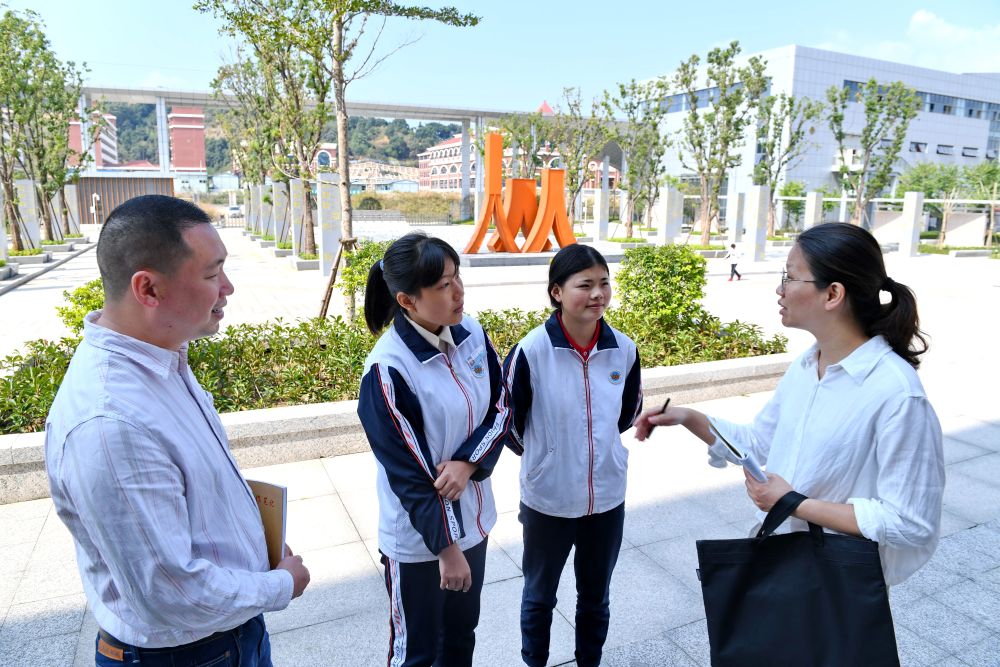 党风廉政建设推进反腐败斗争 解读作风建设八项规定实践成果