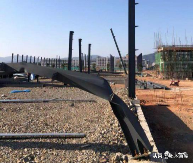 钢结构安装顺序未注明致车间坍塌,图审处罚设计单位
