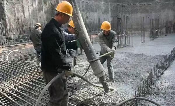 混凝土浇筑施工全流程,从材料到泵送一次讲清