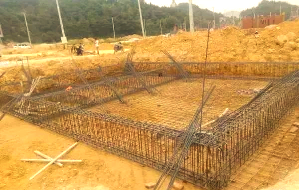 地基与基础工程:天然地基、处理技术及复合地基解析